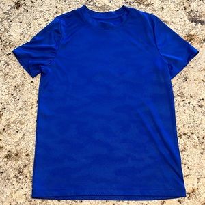 BCG boys athletic short sleeve tee. Size L (14/16) Blue